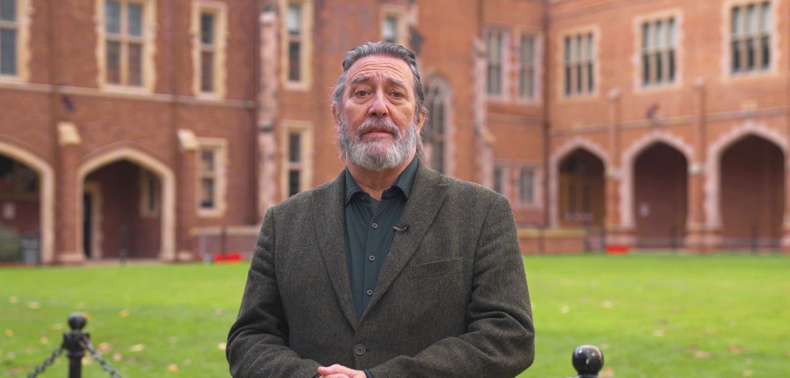 Ciaran Hinds in the quad